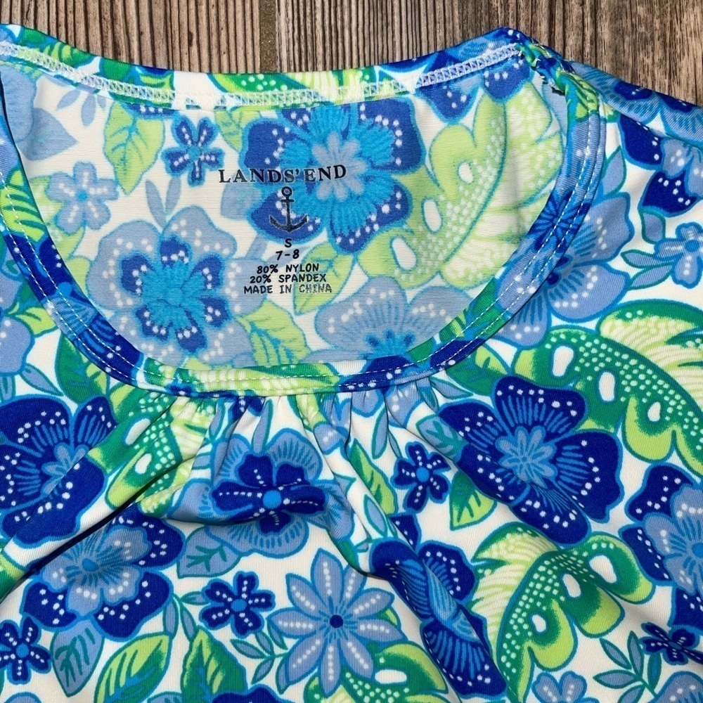 Lands’ End Floral Rash Guard Top - Picture 3 of 5